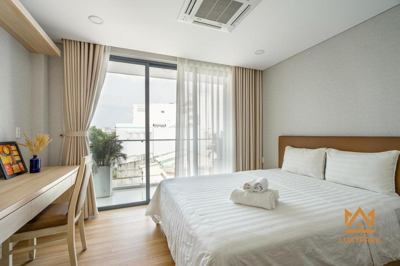 Luxy Park Hotel & Apartments-City Centre Хошимин Экстерьер фото