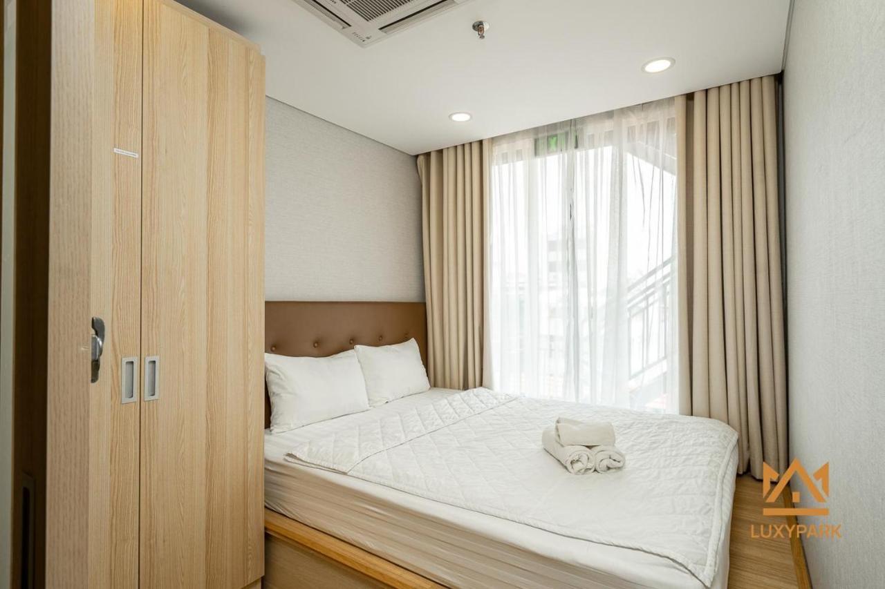 Luxy Park Hotel & Apartments-City Centre Хошимин Экстерьер фото