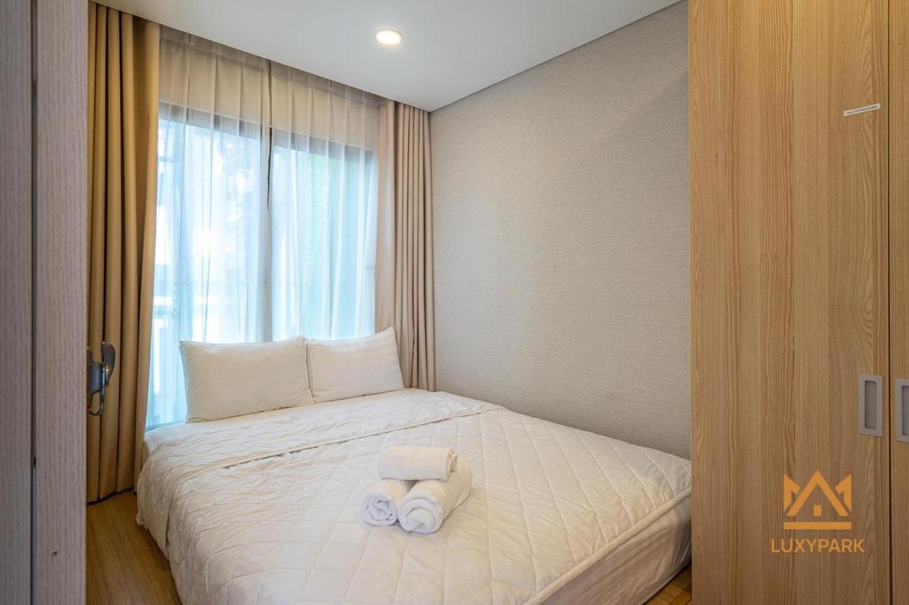 Luxy Park Hotel & Apartments-City Centre Хошимин Экстерьер фото