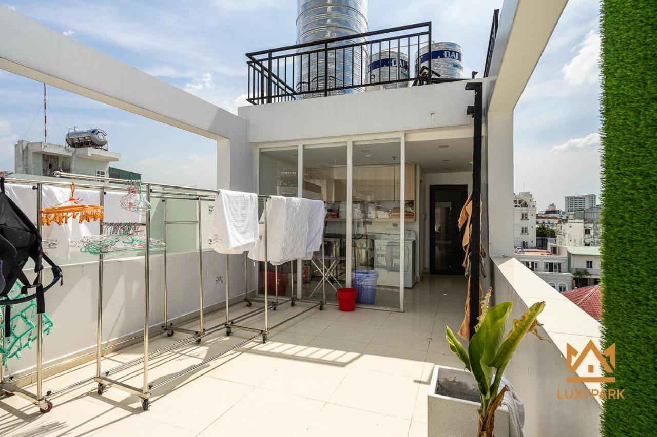 Luxy Park Hotel & Apartments-City Centre Хошимин Экстерьер фото